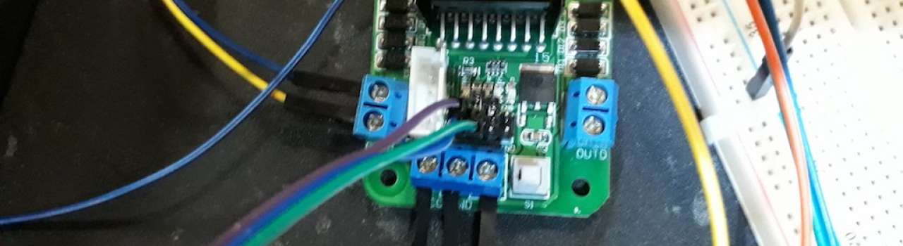 Arduino Controlled Slot Car (Scalextric)